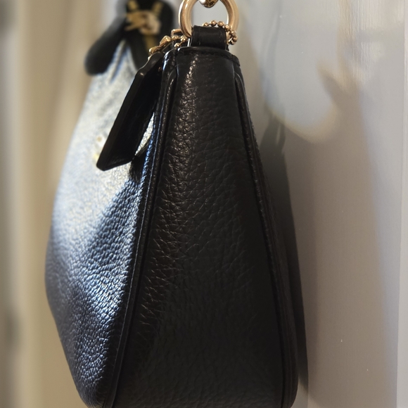 Coach Teri Black Leather Shoulder Bag - Picture 7 of 13